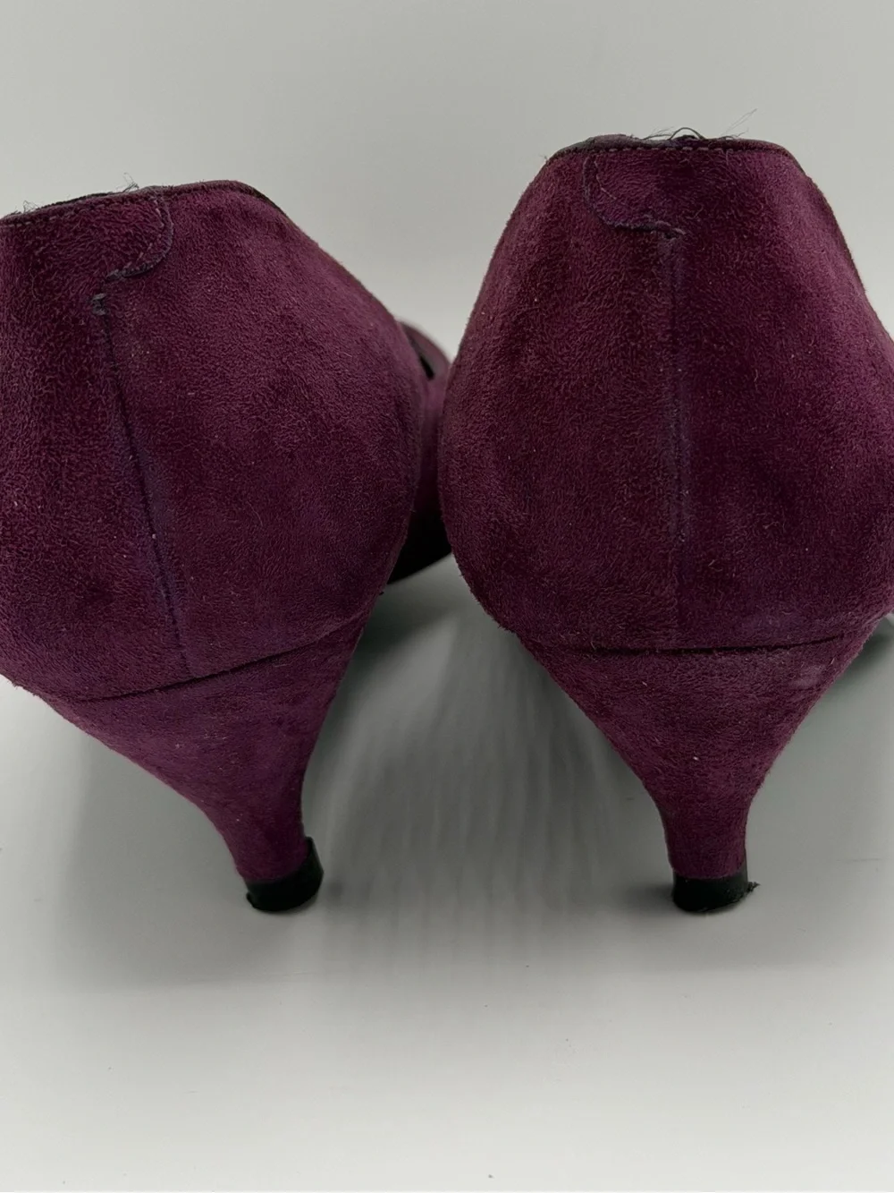 Vintage Buskens Purple Suede Pointed Toe Heels Pumps Made in Spain Size 7.5